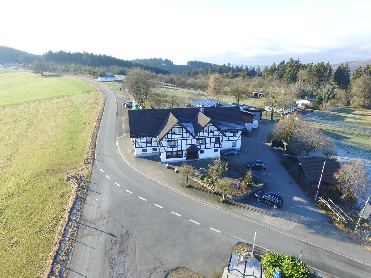 Landgasthof Rademacher Finnentrop Exteriér fotografie